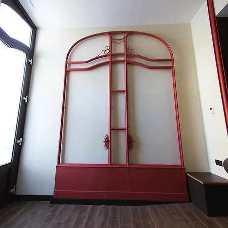 Arena Luxury Guest house