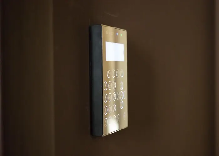 Arena Luxury 4* Βερόνα
